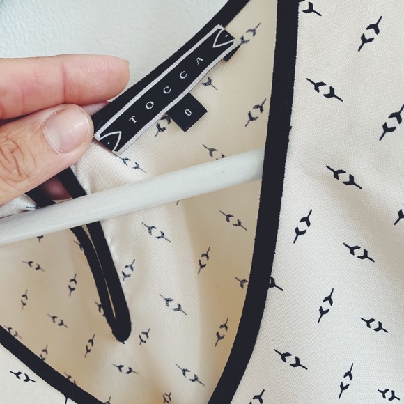 Tocca Summer Printed Summer Top - Picture 6 of 7